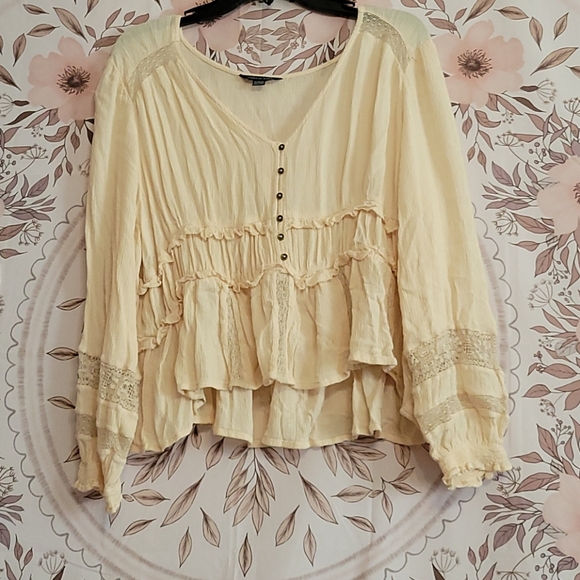 American Eagle Outfitters Tops - Boho top